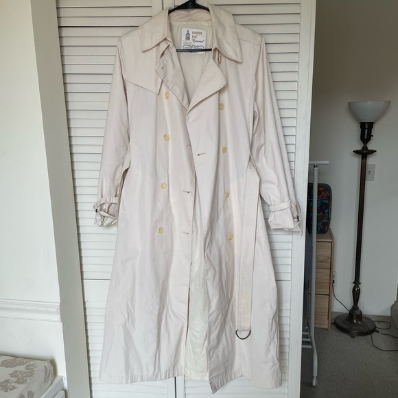 Vintage Women’s London Fog Cream Trench Coat size 12 - Picture 2 of 10